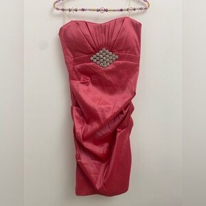 dress, strapless, peach, medium, light stretch, one way, with rhinestone